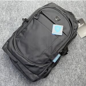 Traveler’s Choice 19" Laptop Backpack Black USB Charging Port NEW